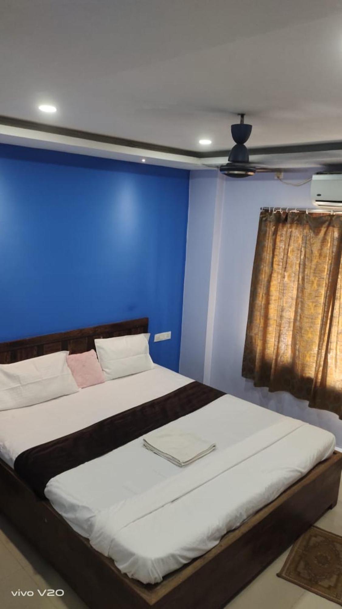 Hotel Tara Lodge Grand Road Puri - Near Jagannath Temple - Best Location מראה חיצוני תמונה