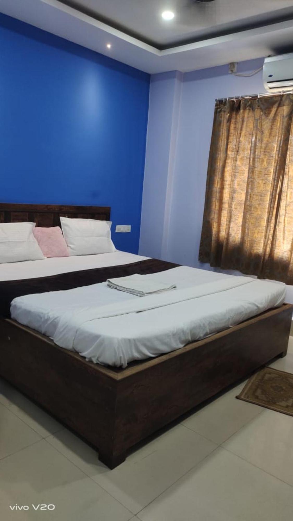Hotel Tara Lodge Grand Road Puri - Near Jagannath Temple - Best Location מראה חיצוני תמונה