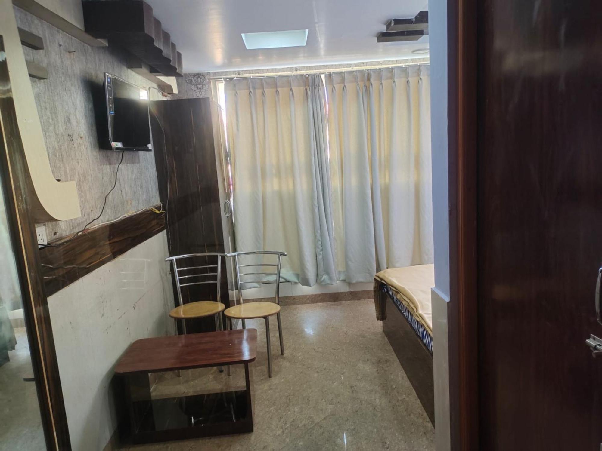 Hotel Tara Lodge Grand Road Puri - Near Jagannath Temple - Best Location מראה חיצוני תמונה